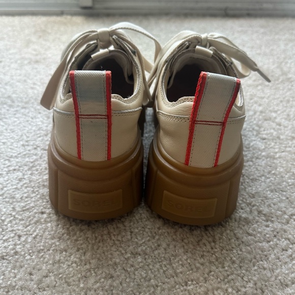 Sorel Womens Size 7.5 Caribou X Ceramic Gum Leather Waterproof Platform Sneakers - Picture 5 of 6